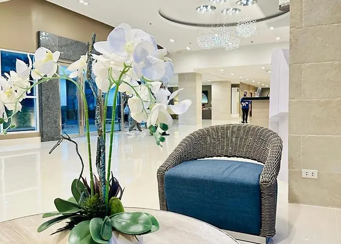 Sea Residences - Tino Val
